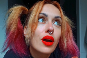 ANE LINDANE UMOREZKO BAKARRIZKETA