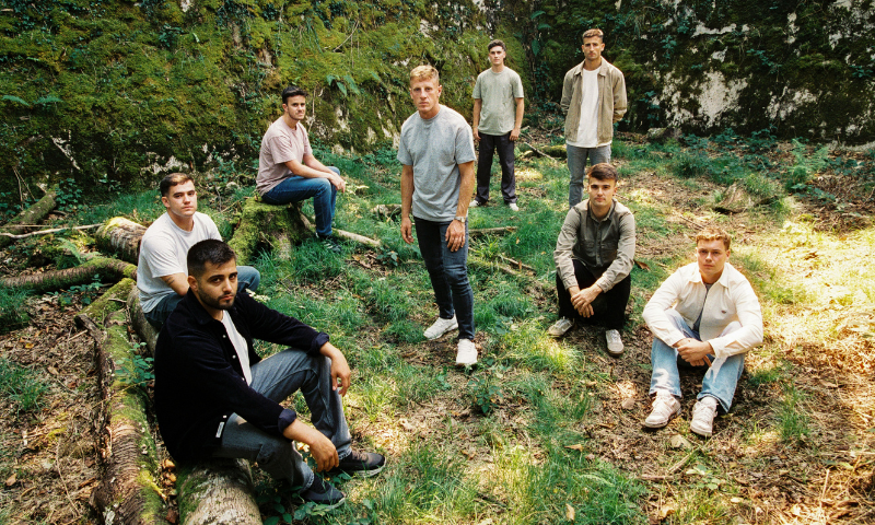 HERENEGUN + ESKAFANDRA