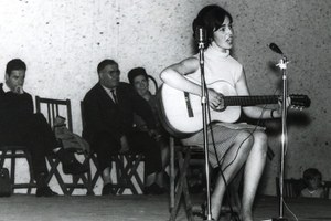 LURDES IRIONDO, EZ GERA ALFERRIK PASAKO