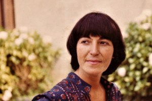 LURDES IRIONDO, EZ GERA ALFERRIK PASAKO