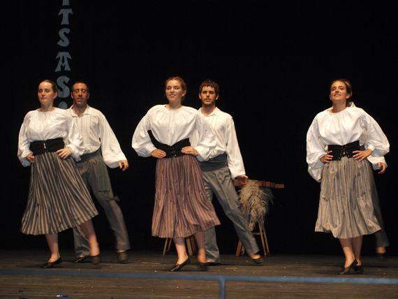 Itsasik 'Arteka Marteka' ikuskizun berria estreinatuko du igandean Itsasik 'Arteka Marteka' ikuskizun berria estreinatuko du igandean