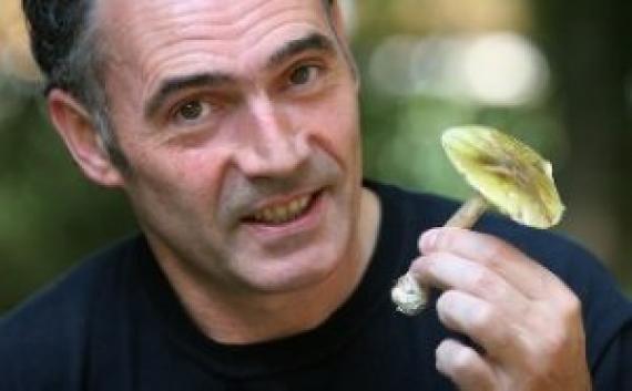 Iro Landaluze: "Perretxikolari batek kontuan izan behar dituen gauzetaz hitz egingo dut" Iro Landaluze: "Perretxikolari batek kontuan izan behar dituen gauzetaz hitz egingo dut"