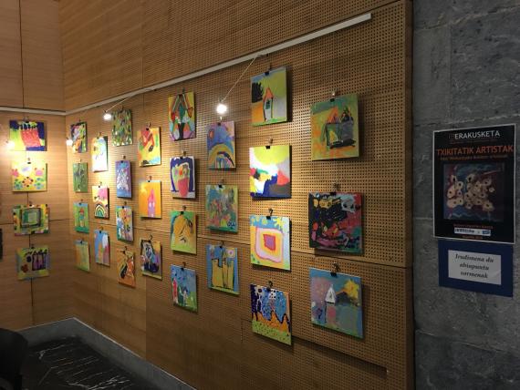 Ikasberriko Haur Hezkuntzako ikasleek eginiko artelanen erakusketa daukagu kulturgunean Ikasberriko Haur Hezkuntzako ikasleek eginiko artelanen erakusketa daukagu kulturgunean