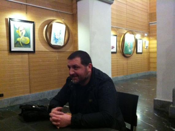 Hamlet Sargsyan: &quot;Nire estiloa 180ºkoa da eta ez dut uste beste inork halakorik egiten duenik&quot;