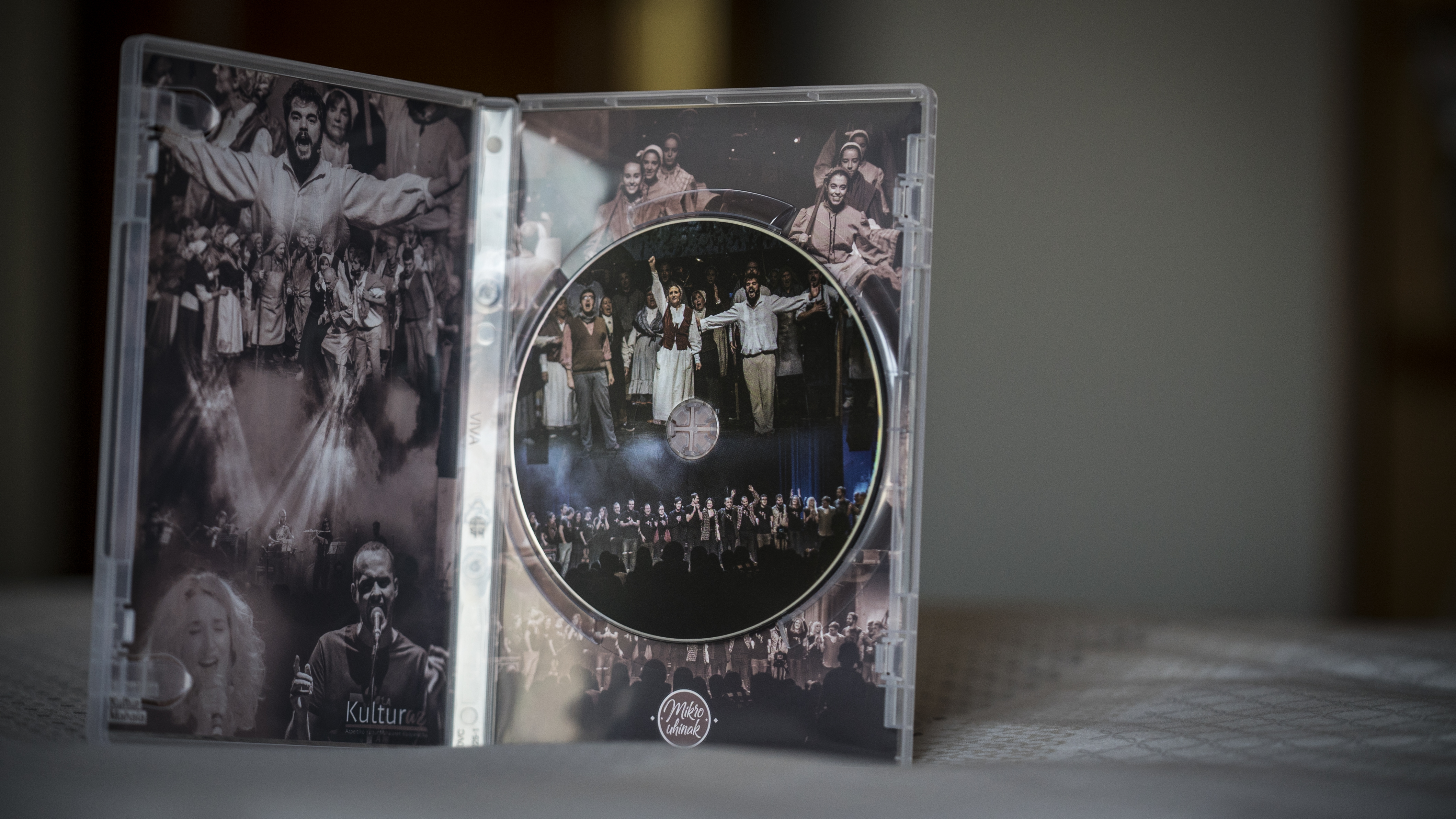 Matxinada eta Laboa 11 Ahotsetara ekimenak biltzen dituen DVDa argitaratu dugu